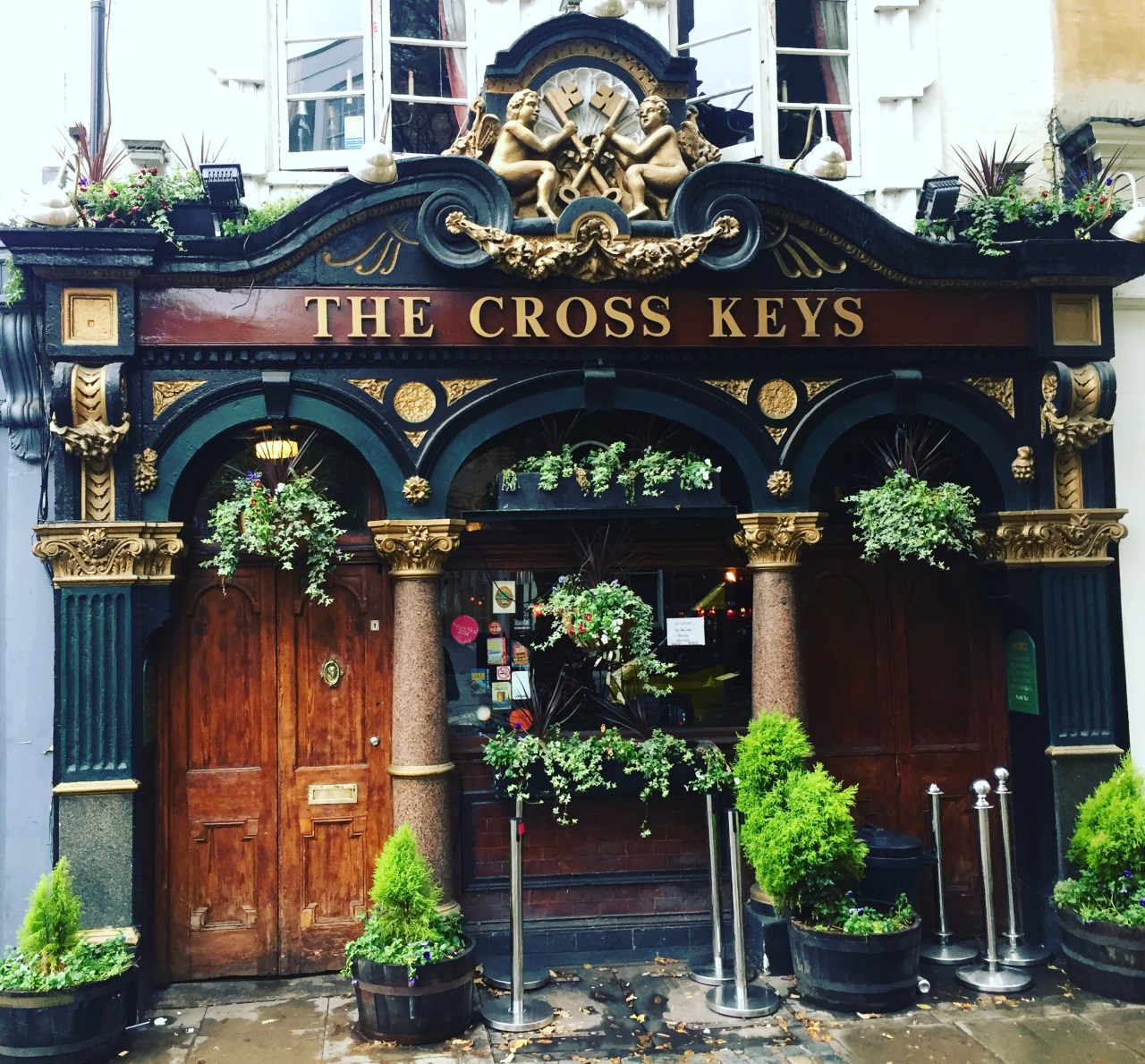 Love Letters to London, Part 6:&nbsp;Pubs!