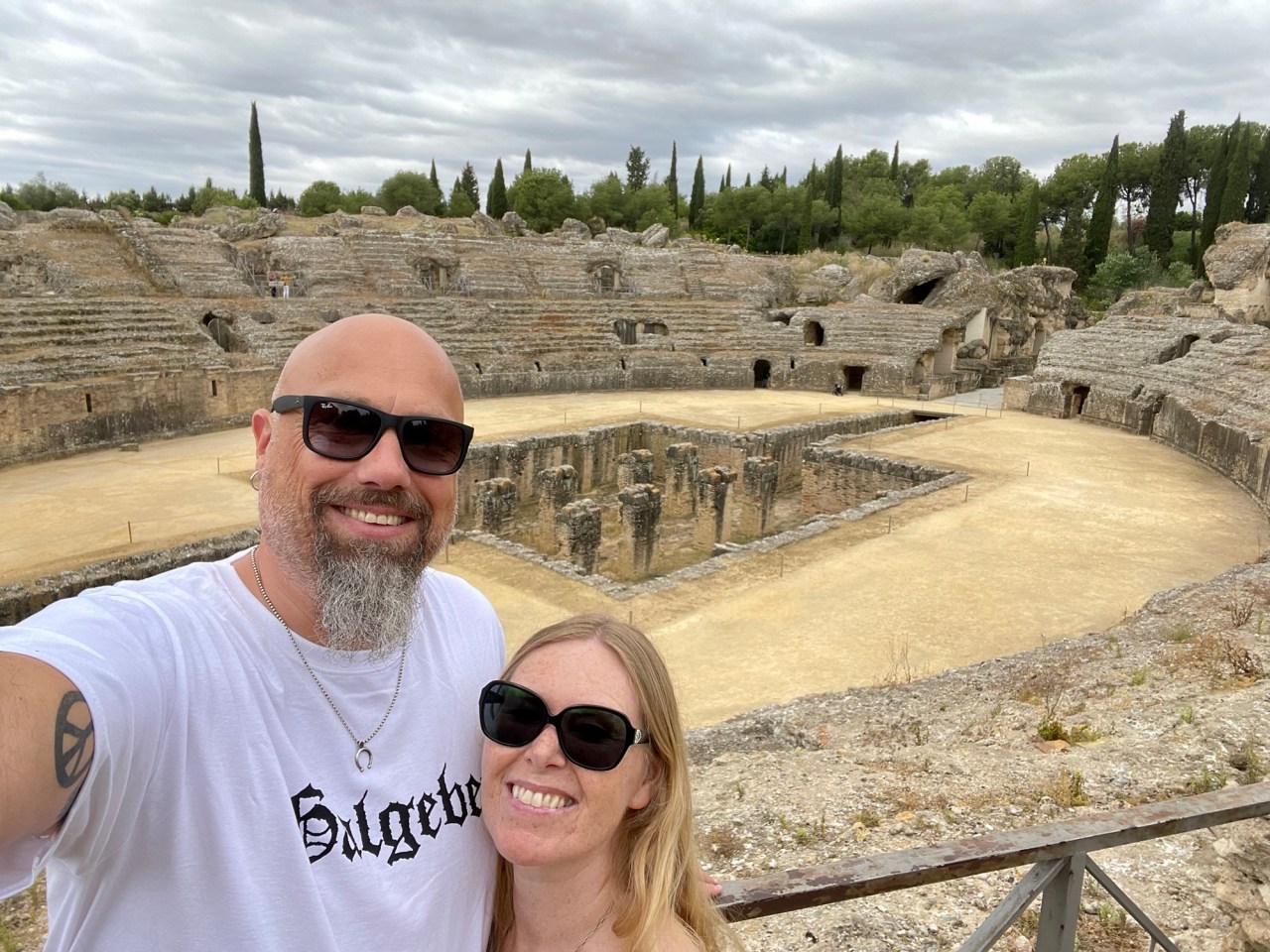 Roman ruins and dragons in Spain! A short visit to the ancient city of Italica.