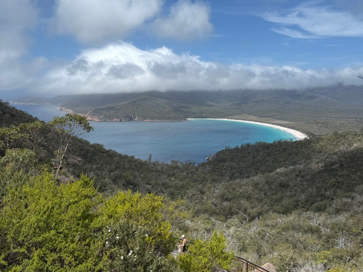 A Hot Hike: From Freycinet Bay to the Peak Overlooking Wineglass Bay,&nbsp;Tasmania