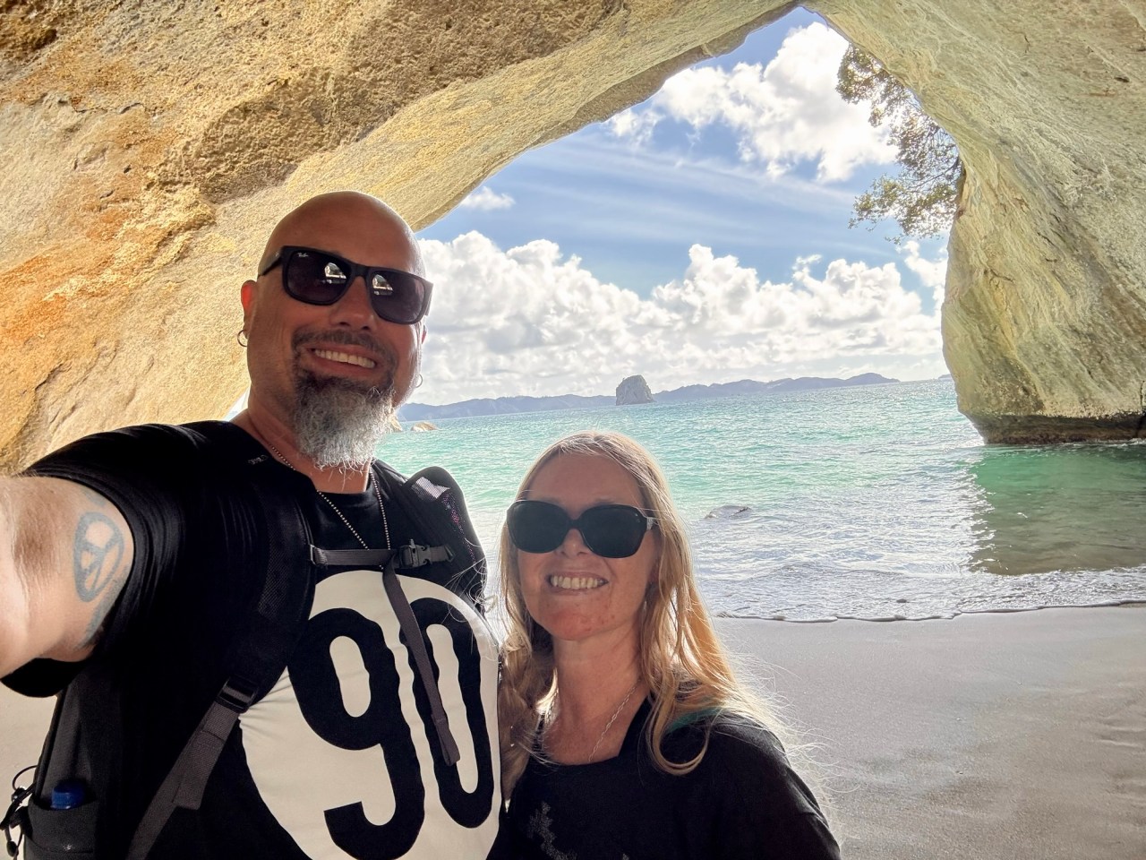 A Short but Epic Hike to Mautohe Cathedral&nbsp;Cove